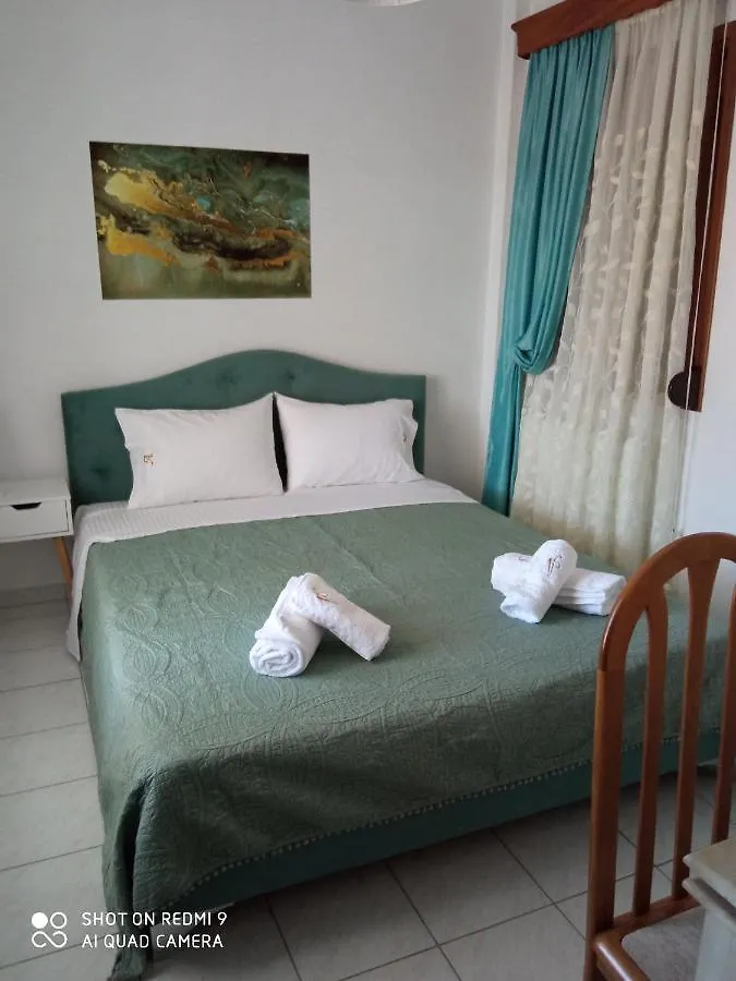 Annas Apartment 2 Agios Nikolaos  Greece